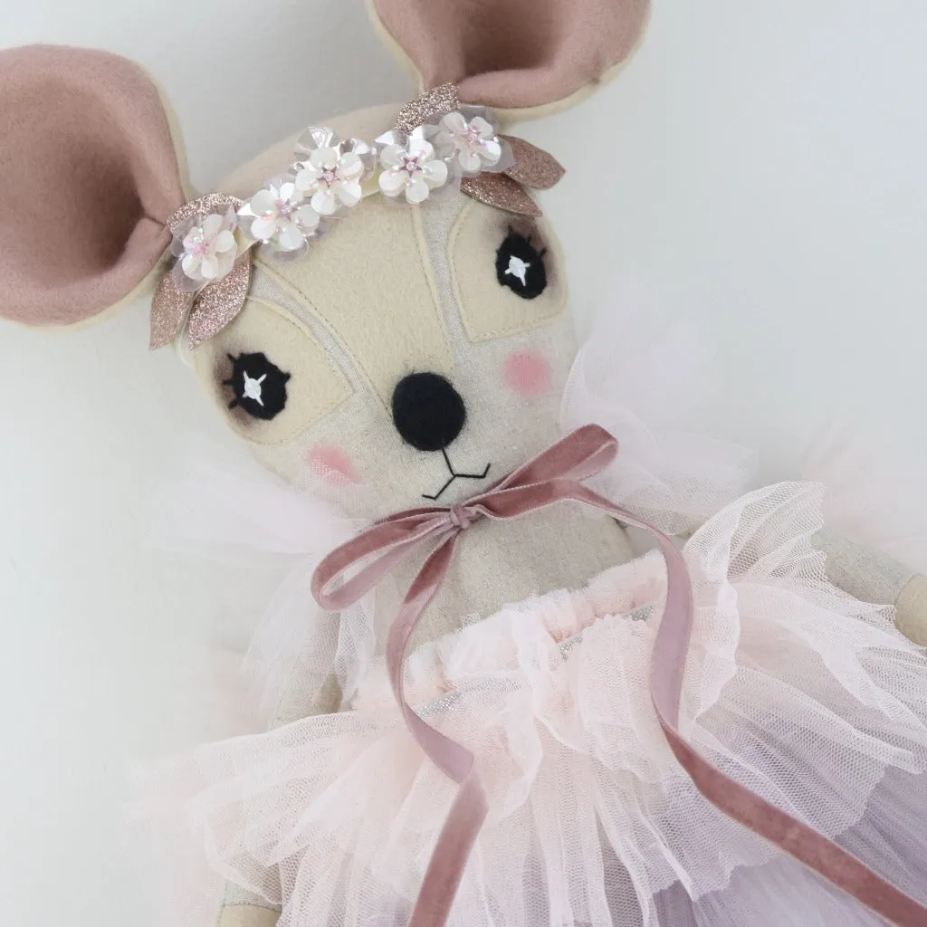 Macaron Ruffle Delphine Dormouse