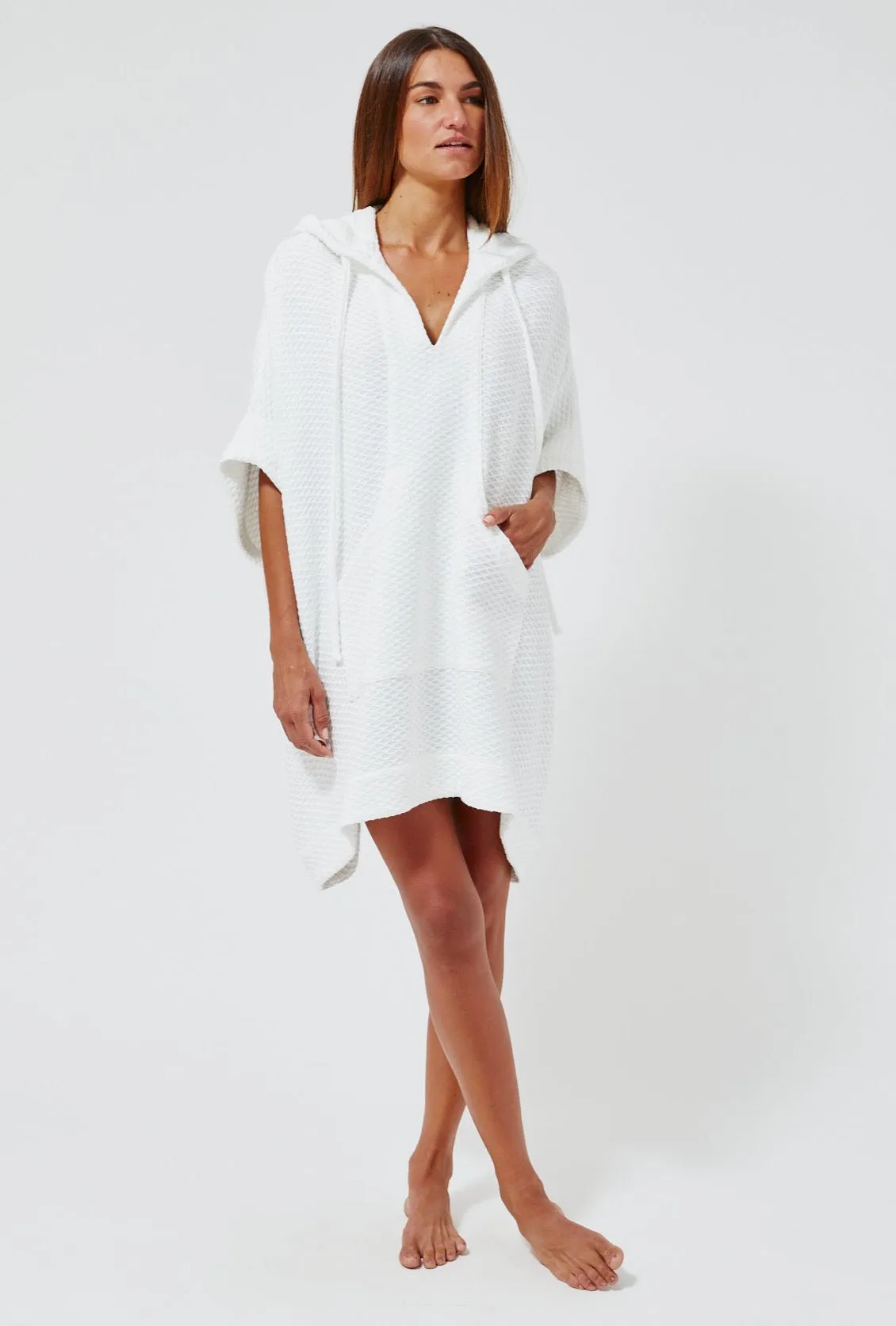 THE HOODED PONCHO in WHITE HONEYCOMB PIQUE