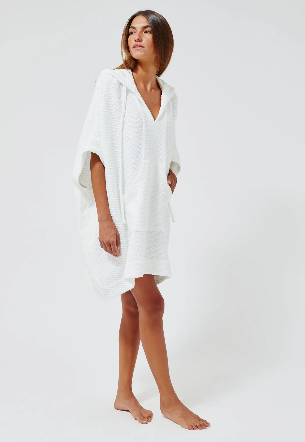 THE HOODED PONCHO in WHITE HONEYCOMB PIQUE