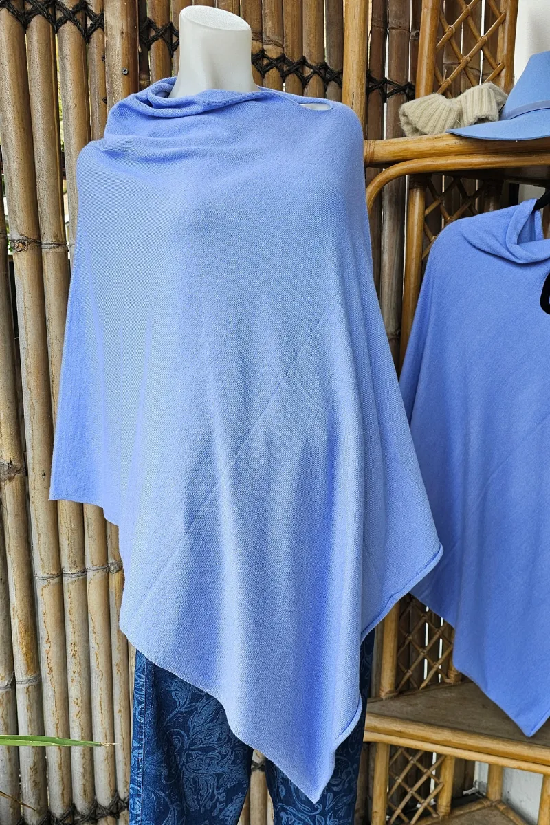 Zura Poncho Cashmere Feel Wool Super Soft - Oz Resort